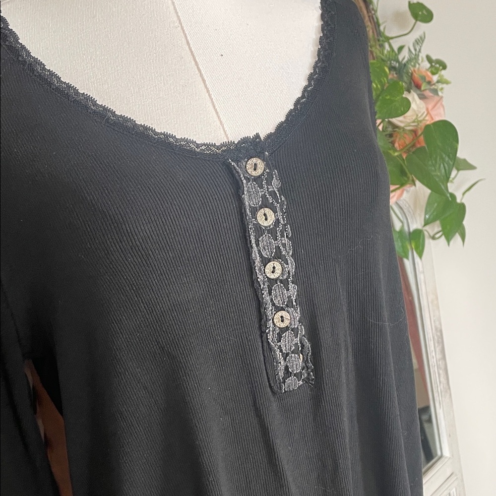 POL Flare Sleeve Black BOHO Henley Women's Top Blouse Large - Picture 5 of 10